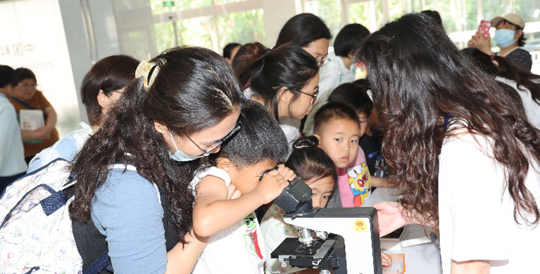 微生物研究所举办公众开放日，揭秘微观世界“大乾坤“