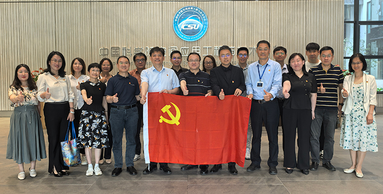 微生物所赴空间应用中心调研交流